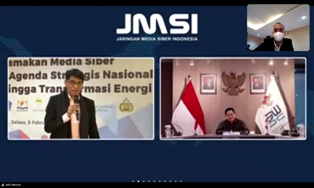 Menteri BUMN, Erick Thohir (kanan) saat meberikan pemaparan di acara HUT Ke-2 JMSI, di Kendari, Selasa (8/2/2022). Foto: Ist.