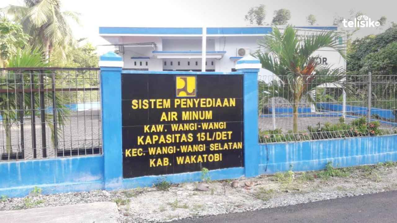Nampak depan kantor PDAM Kabupaten Wakatobi. Foto: Boy Candra Ferniawan/Telisik