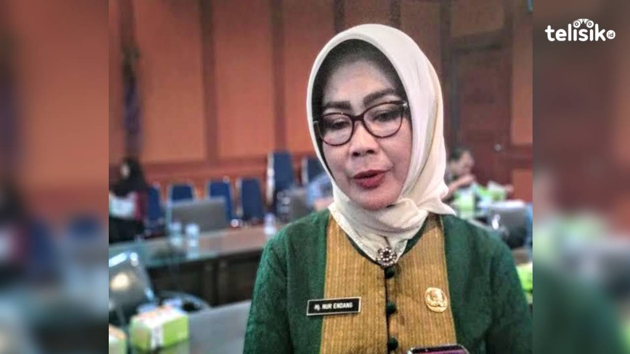 Sekretaris Daerah Sultra, Nur Endang Abbas. Foto: Muhammad Ilwanto/Telisik