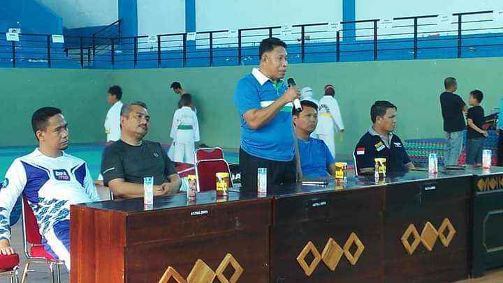 Wakil Bupati Butur, Ahali saat memberikan sambutan. Foto: Ist