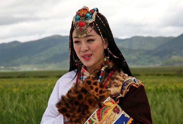 Ilustrasi wanita Tibet yang terkenal dengan  banyak suami. Foto: Gutx.id