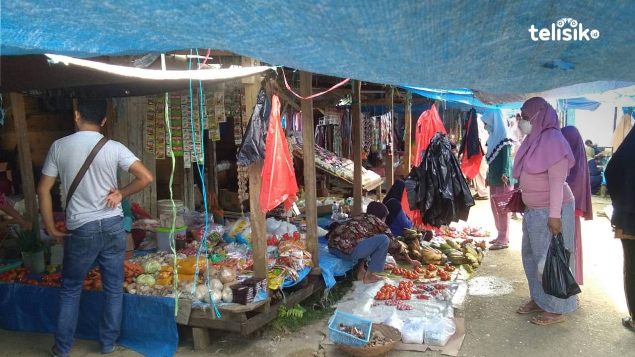 Salah satu pasar tradisional di Muna Barat, Pasar Matakidi. Foto: Putri Wulandari/Telisik