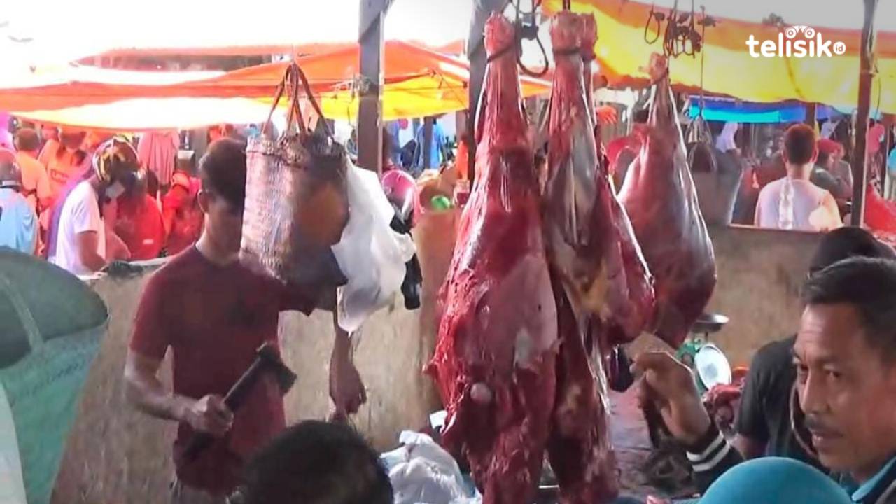 Harga daging sapi di Konawe mulai meroket jelang ramadan. Foto: Aris Syam/Telisik
