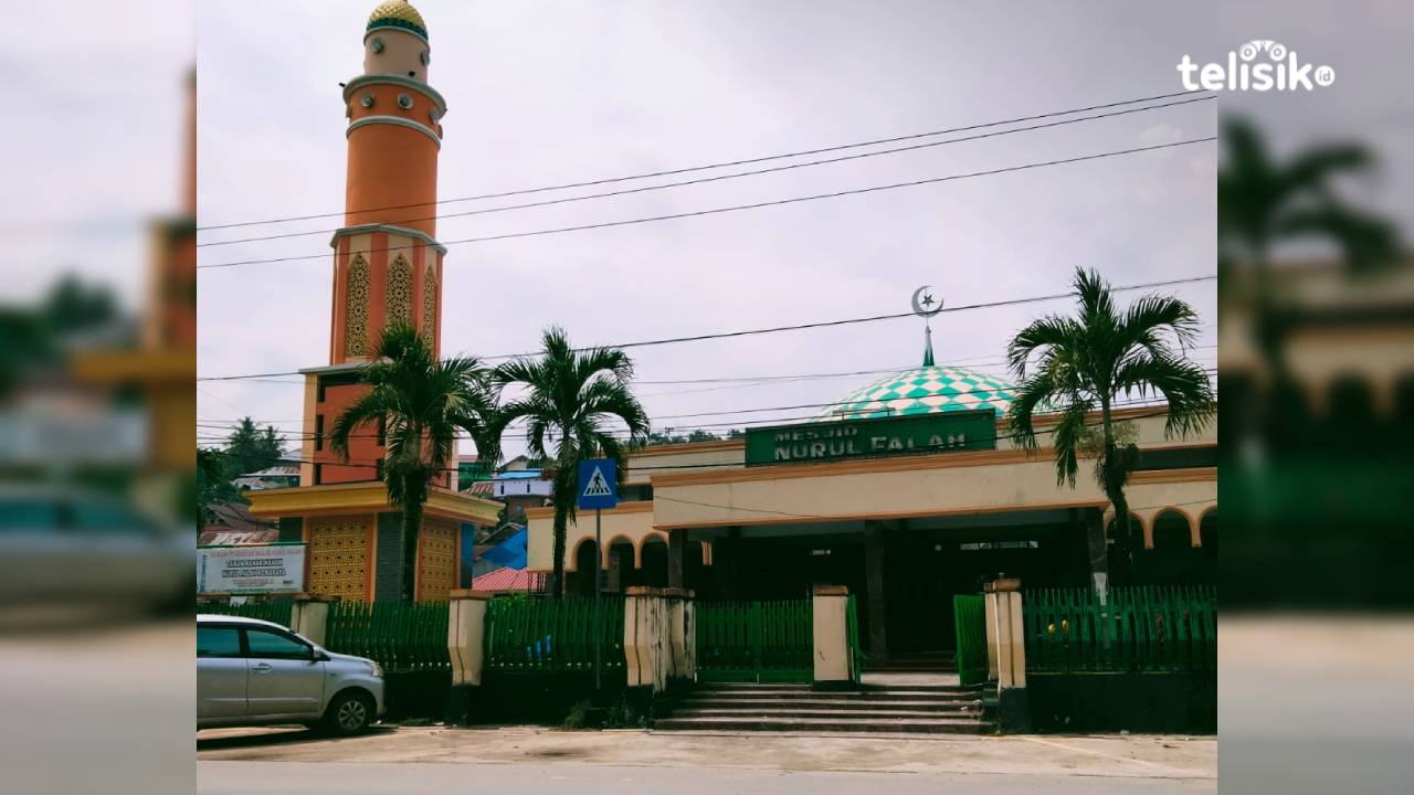 Salah satu masjid di Kota Kendari. Foto: Muhammad Ilwanto/Telisik