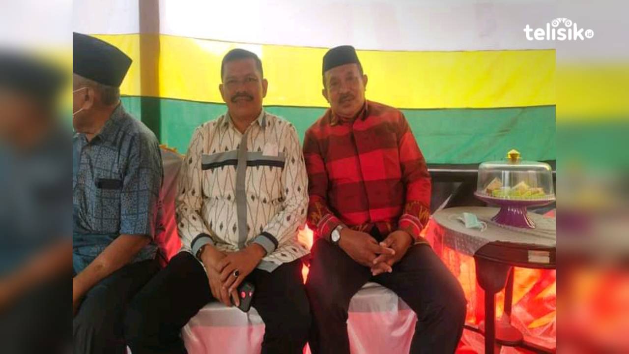 Kepala BPKSDM Muna, La Ode Ena bersama Sekda, Eddy Uga. Foto: Sunaryo/Telisik