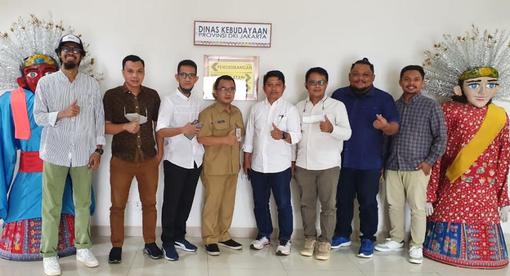 Tim Pakar DPRD Sultra melakukan studi banding ke Dinas Kebudayaan DKI Jakarta guna membahas Raperda tentang Pelestrian dan Perlindungan Cagar Budaya. Foto: Ist