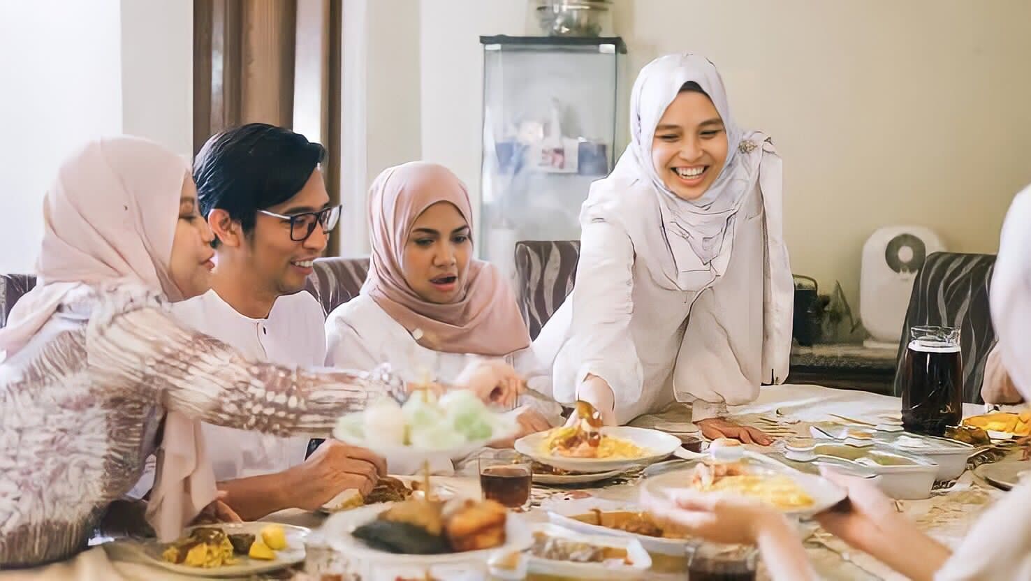 Guna mencegah penyakit dan menjaga tubuh tetap sehat usai Lebaran, ada beberapa cara sehat yang bisa dilakukan. Foto: Repro haibunda.com