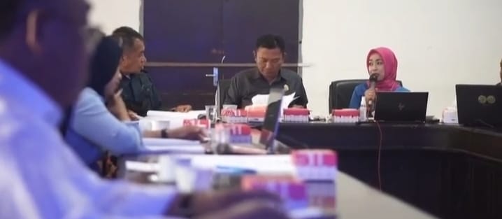 Suasana FGD DPRD Sulawesi Tenggara membahas 7 Raperda yang mulai masuk tahap finalisasi. Foto: Ist