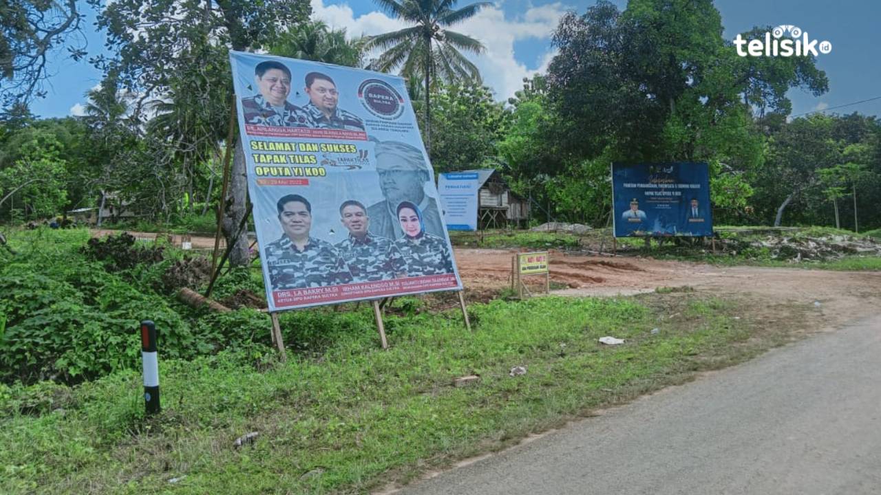Jalan masuk menuju tempat akan diadakannya puncak acara napak tilas Oputa Yii Koo di Desa Wasuemba Kecamatan Lasalimu Kabupaten Buton. Foto: Iradat Kurniawan/Telisik
