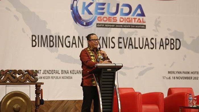 Pj Bupati Muna Barat, Bahri yang ditunjuk Mendagri, Tito Karnavian. Foto: Ist.