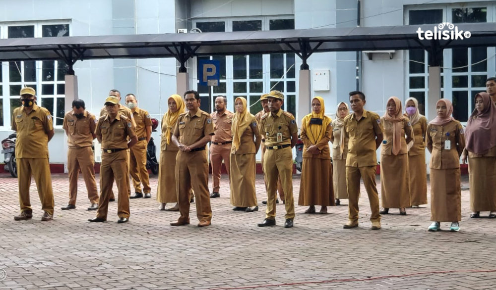 ASN Pemkab Muna mengikuti apel. Foto: Sunaryo/Telisik