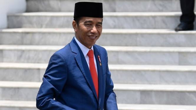 Presiden Joko Widodo hari ini berulang tahun ke-61. Sejumlah menteri memberikan ucapan selamat di akun media sosial. Foto: Repro Antara