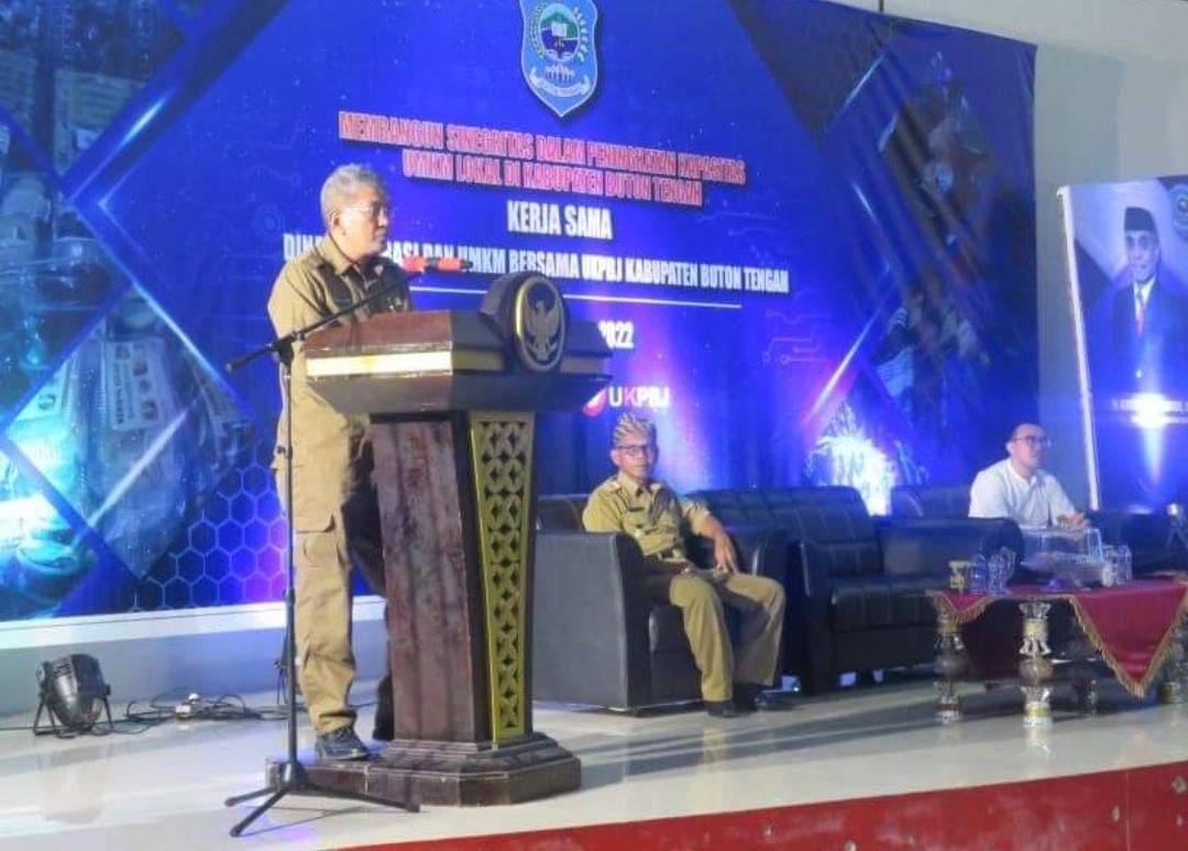 Bupati Buton Tengah, Muh Yusup mengatakan, UMKM wajib memanfaatkan teknologi informasi melalui platform digital. Foto: Ist.