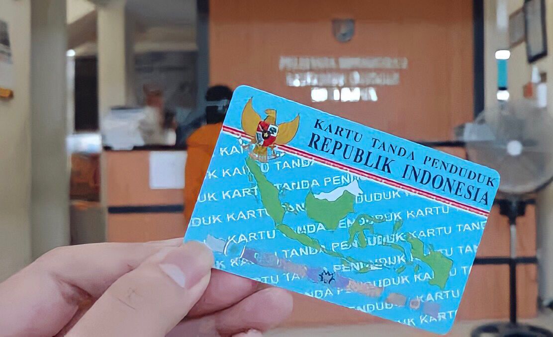 Super mudah cek NIK bisa dilakukan secara daring atau online. Foto: Repro 99.co