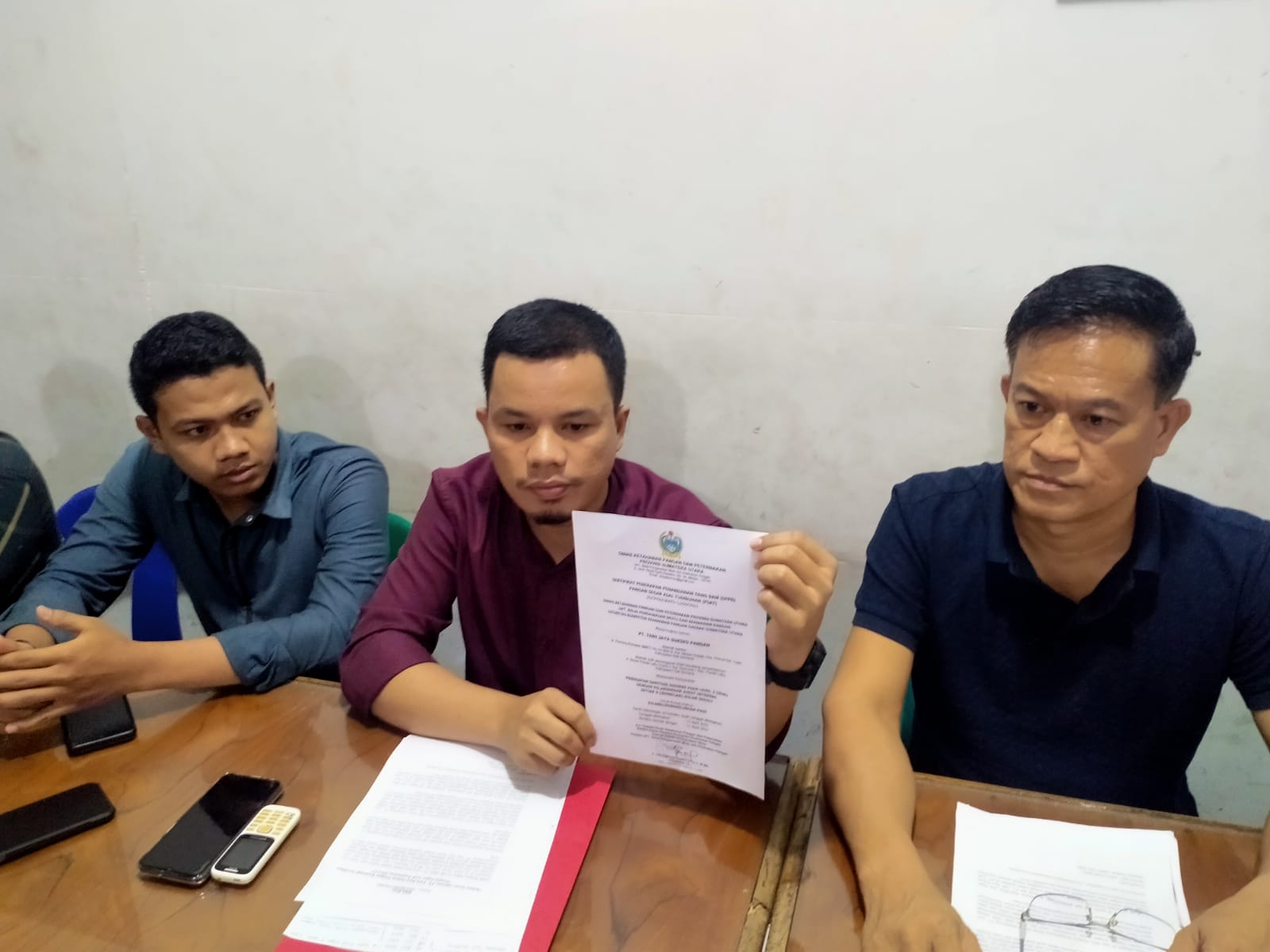 Demi meningkatkan perlindungan bagi masyarakat saat bepergian, pemerintah menerbitkan aturan perjalanan, yang berlaku mulai 17 Juli 2022. Foto: Repro Alinea.id
