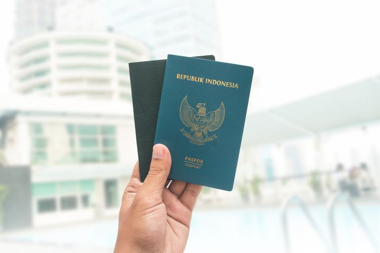 Ternyata selama proses pembuatan paspor, ada saja sejumlah kesalahan umum yang dapat dihindari, tetapi luput dari perhatian pemohon. Foto: Repro Kompas.com