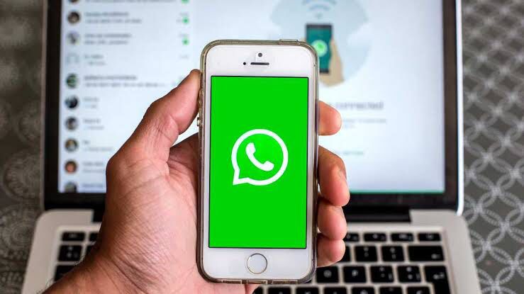 Dengan fitur multi-device, memungkinkan para pengguna whatsapp berkirim pesan saat ponsel dalam keadaan offline atau mati. Foto: Repro Canalnet.tv