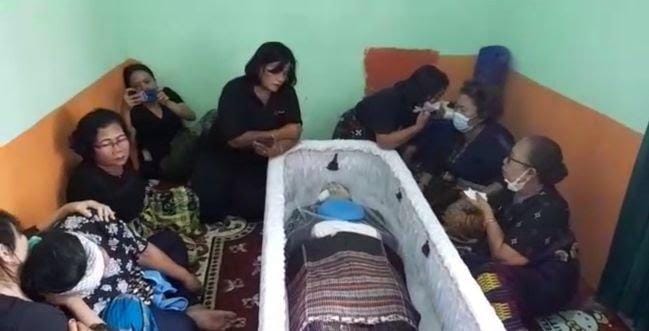 Kasus penembakan antar Polisi di Rumah Kadiv Propam Polri menewaskan Brigadir J menimbulkan berbagai kejanggalan. Foto: Repro detik.com