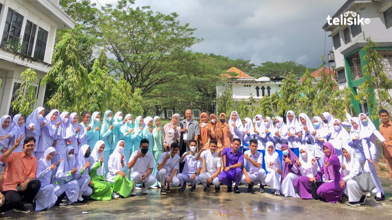 Bertujuan menjalin silaturahim dan membangun semangat antar mahasiswa, Institut Teknologi Kesehatan Avicena (ITKA) kembali akan mengadakan dies natalis ke-21 pada 5 Juli 2022. Foto: Nurdian Pratiwi/ Telisik
