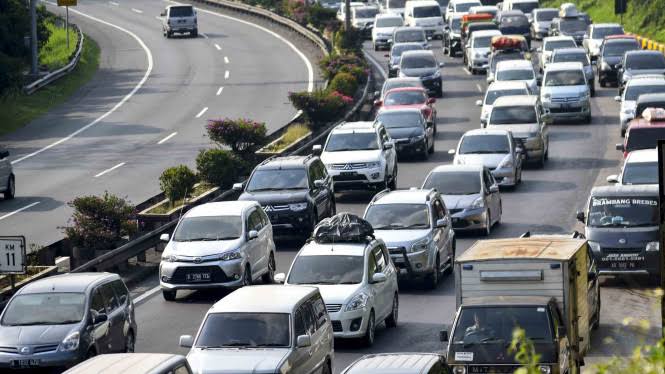 Penggunaan mobil di Indonesia terus mengalami peningkatan setiap tahun. Foto: Repro Antara.