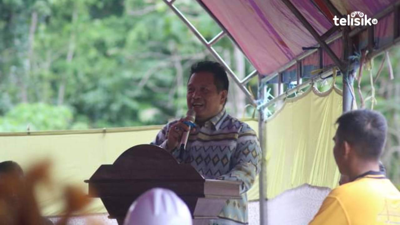 Bupati Muna, LM Rusman Emba akan melakukan mutasi pejabat. Foto: Sunaryo/Telisik