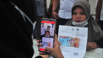Pemerintah telah mencairkan BLT BBM sejak awal September 2022. Foto: Repro Antara