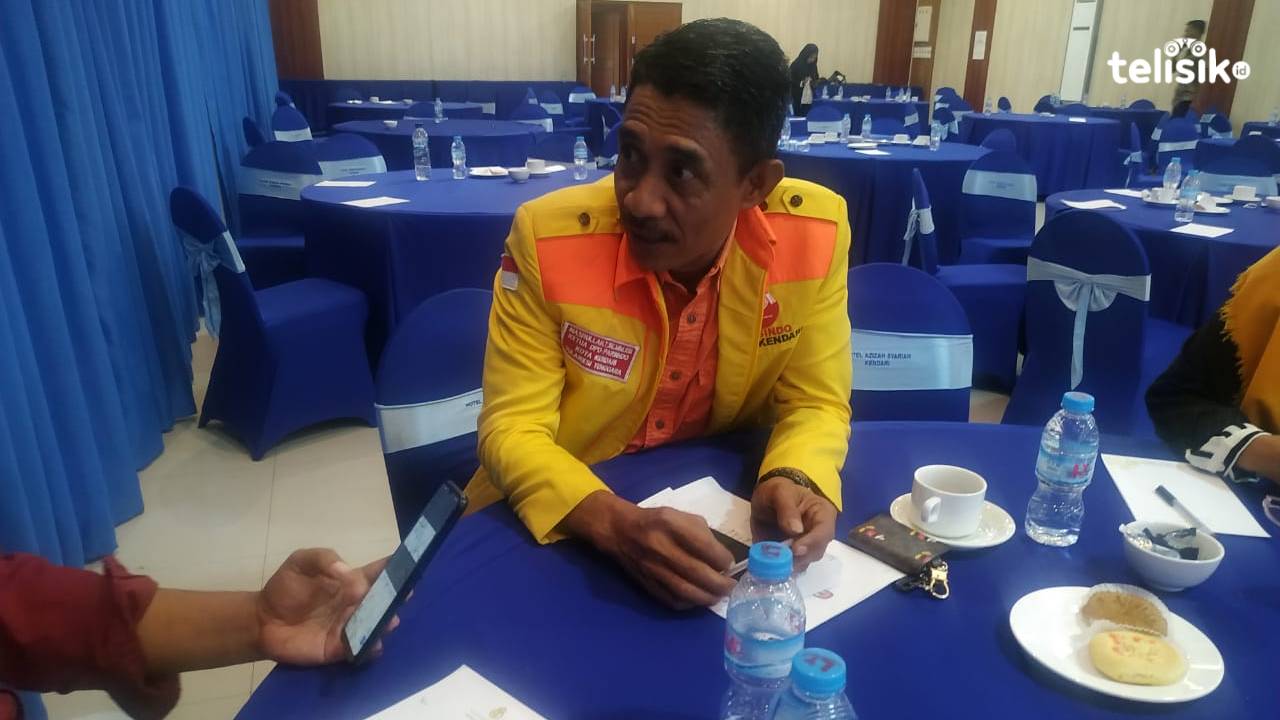 Ketua DPD Parsindo Kota Kendari, Nasrullah optimis partainya akan lolos tahap verifikasi dan menjadi peserta Pemilu 2024. Foto: Adinda Septia Putri/Telisik.