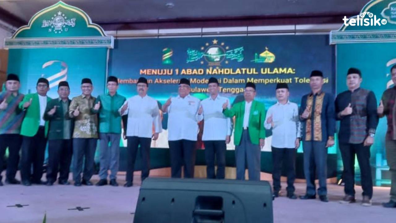 Suasana pembukaan Konferwil V PWNU Sulawesi Tenggara yang dihadiri, Gubernur Ali Mazi. Foto: Kardin/Telisik