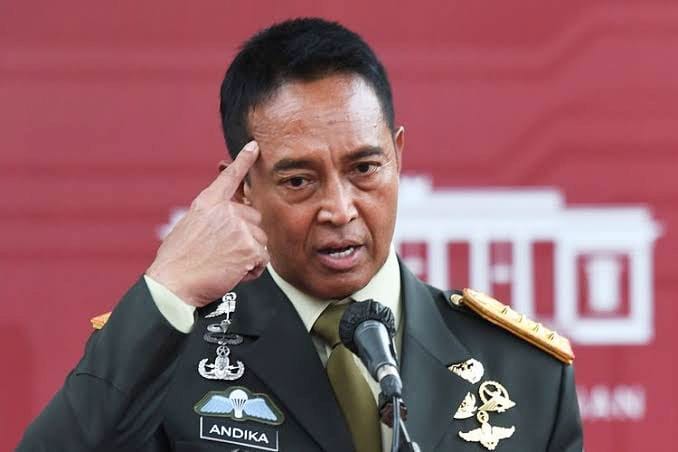 Jenderal TNI Andika Perkasa dapat dukungan Masyarakat Sobo Warkop untuk maju Capres 2024. Foto: kompas.com