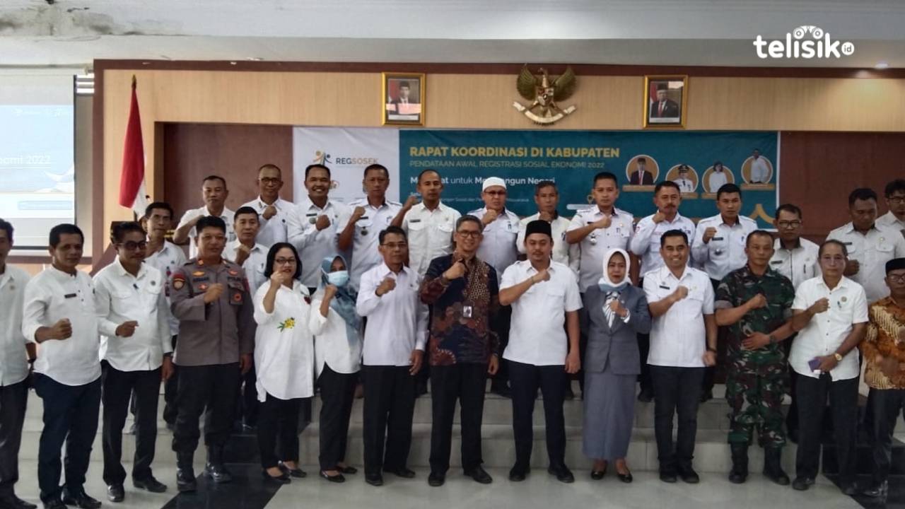 Rapat koordinasi pendataan awal regsosek yang digelar BPS bersama Pemerintah Kabupaten Kolaka Timur, Rabu (12/10/2022). Foto: Sigit Purnomo/Telisik