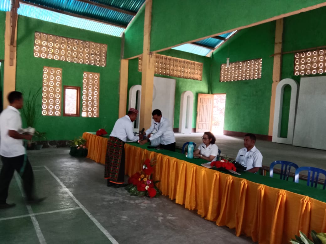 Kegiatan Kadis PPO Manggarai bersama kepala sekolah se-Kecamatan Reok. Foto: Ist.