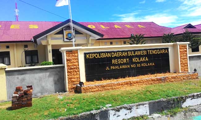 Polres Kolaka menangkap Kepala Desa Sabi Sabila, Kecamatan Mowewe, Kolaka Timur atas dugaan korupsi ADD dan DD.  Foto: Ist.