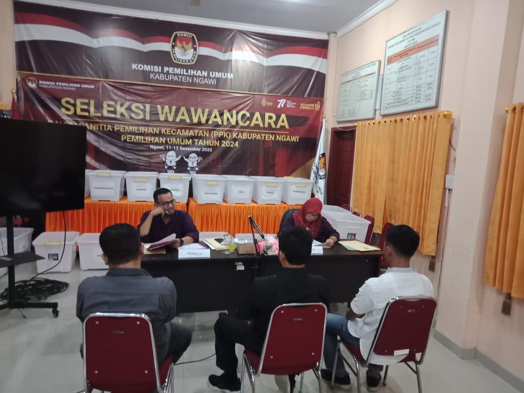 Pelaksanaan tes wawancara calon anggota PPK di Jawa Timur sebagai upaya dalam persiapan Pemilu 2024 mendatang. Foto: Ist.
