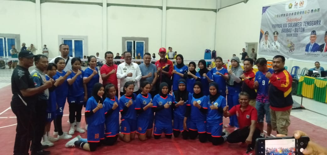 Tim takraw Muna Barat sabet lima medali emas dan satu perunggu yang mengantarkannya menjadi juara umum di Porprov. Foto: Ist.