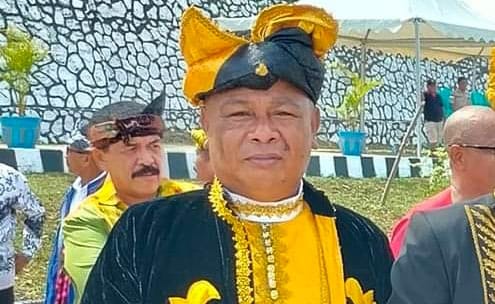 Ketua DPRD Buton, Hariasi Salad mendapat mosi tidak percaya dari 20 anggota. Foto: Facebook Hariasi Salad