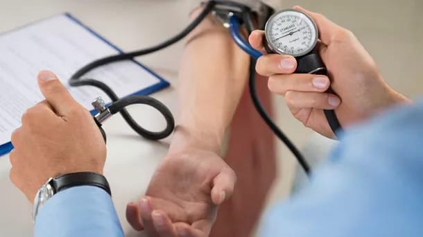 Kolesterol tinggi adalah kondisi ketika seseorang memiliki terlalu banyak zat lemak dalam darah. Foto: klikdokter.com