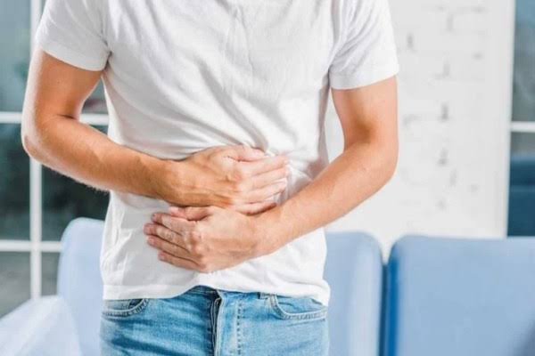 Perut kembung merupakan sensasi rasa tertekan atau kepenuhan di perut dan terkadang disertai dengan perut yang terlihat buncit. Foto: google.com