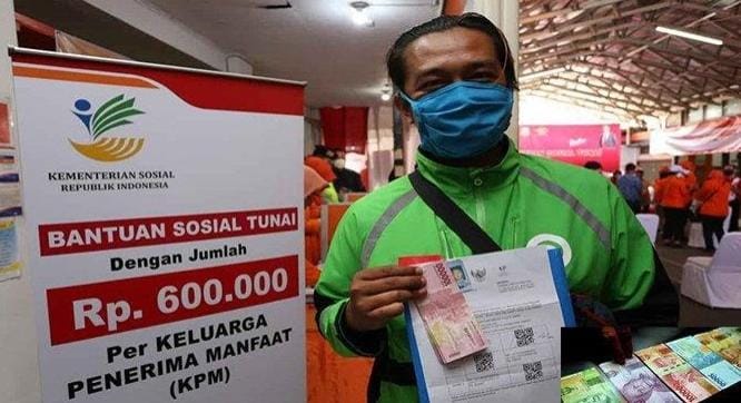 Pemerintah menyiapkan dana sebesar Rp 470 triliun untuk diberikan pada masyarakat seluruh Indonesia melalui berbagai program bantuan sosial. Foto: Repro Tribunpontianak.co.id