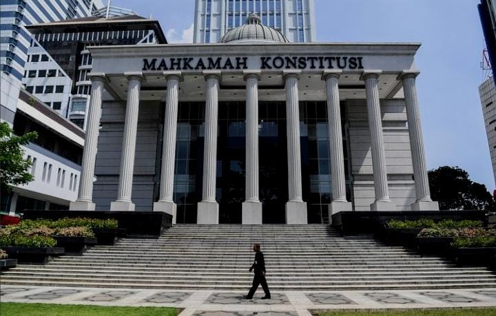 Pemerintah akan menetapkan aturan pernikahan beda agama yang putusannya bakal digelar oleh Mahkamah Konstitusi (MK) besok. Foto: Repro Kompas.com