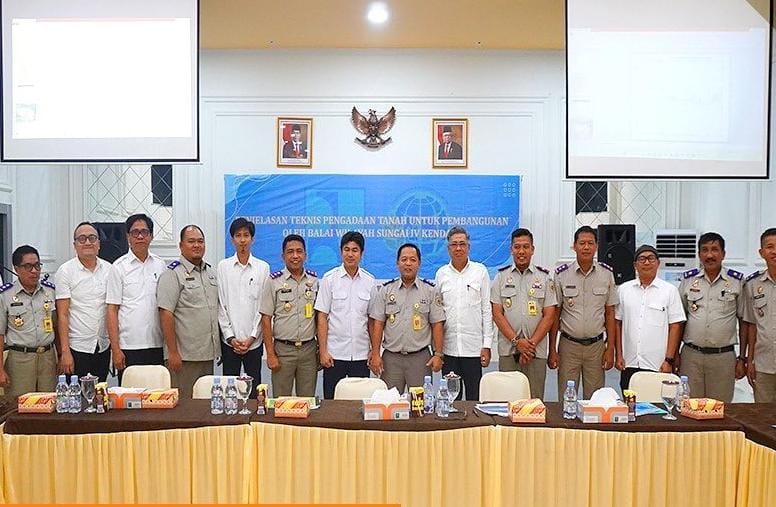 Rapat teknis BPN bersama BWS terkait pembahasan pengadaan tanah untuk pembangunan Bendungan Pelosika dan Ameroro. Foto: Ist.