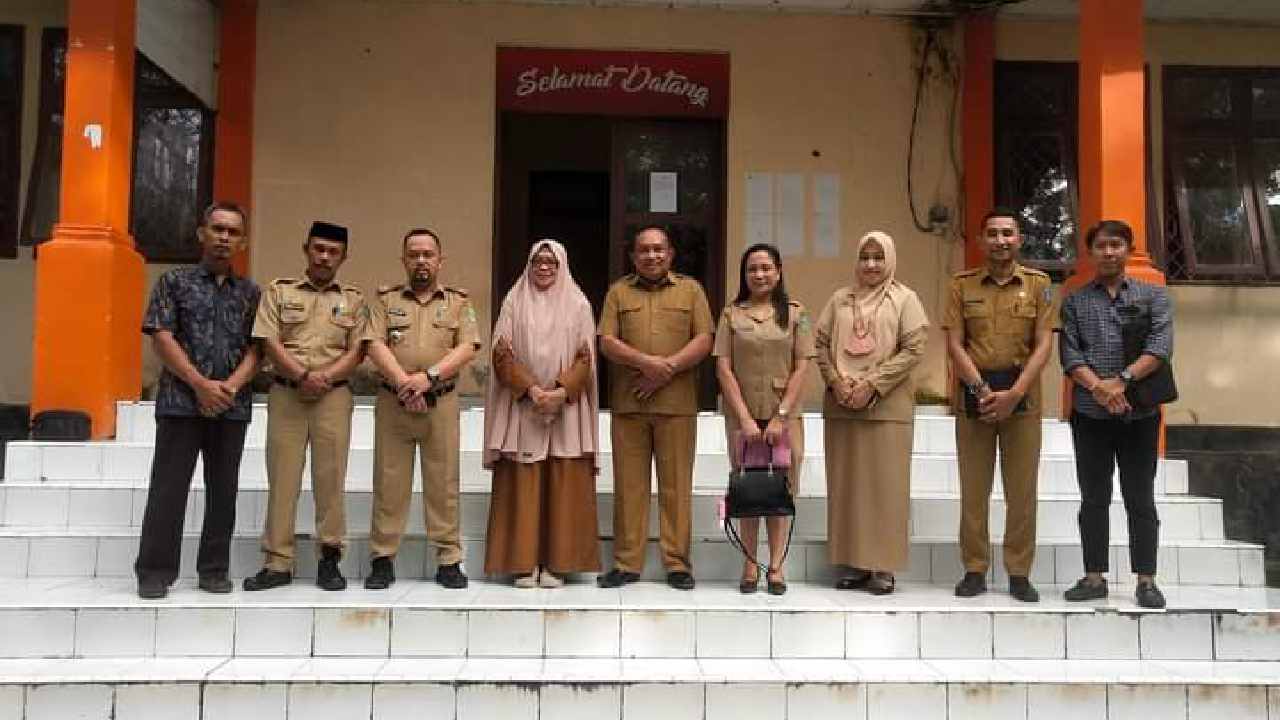 Kepala BKPSD Muna, La Ode Ena menyebut ada 212 ASN yang pensiun tahun 2022. Foto: Ist.