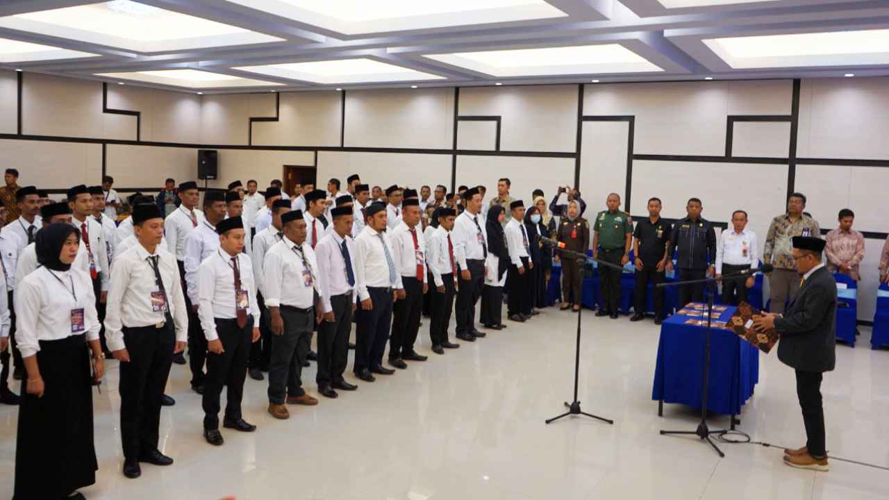 Sebanyak 55 anggota PPK Kota Kendari telah dilantik untuk hadapi Pemilu 2024, Rabu (4/1/2023). Foto: Ist.