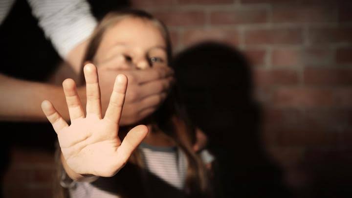 Penting mengetahui cara mencegah terjadinya penculikan anak. Foto: Shutterstock
