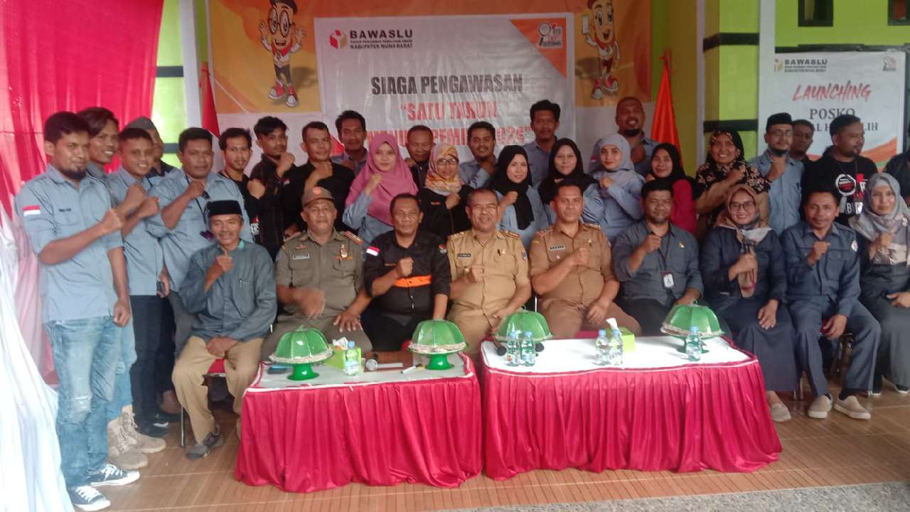 Bawaslu bersama Pemerintah Kabupaten Muna Barat lakukan launching posko kawal hal pilih menuju pemilu 2024. Foto: Ist.