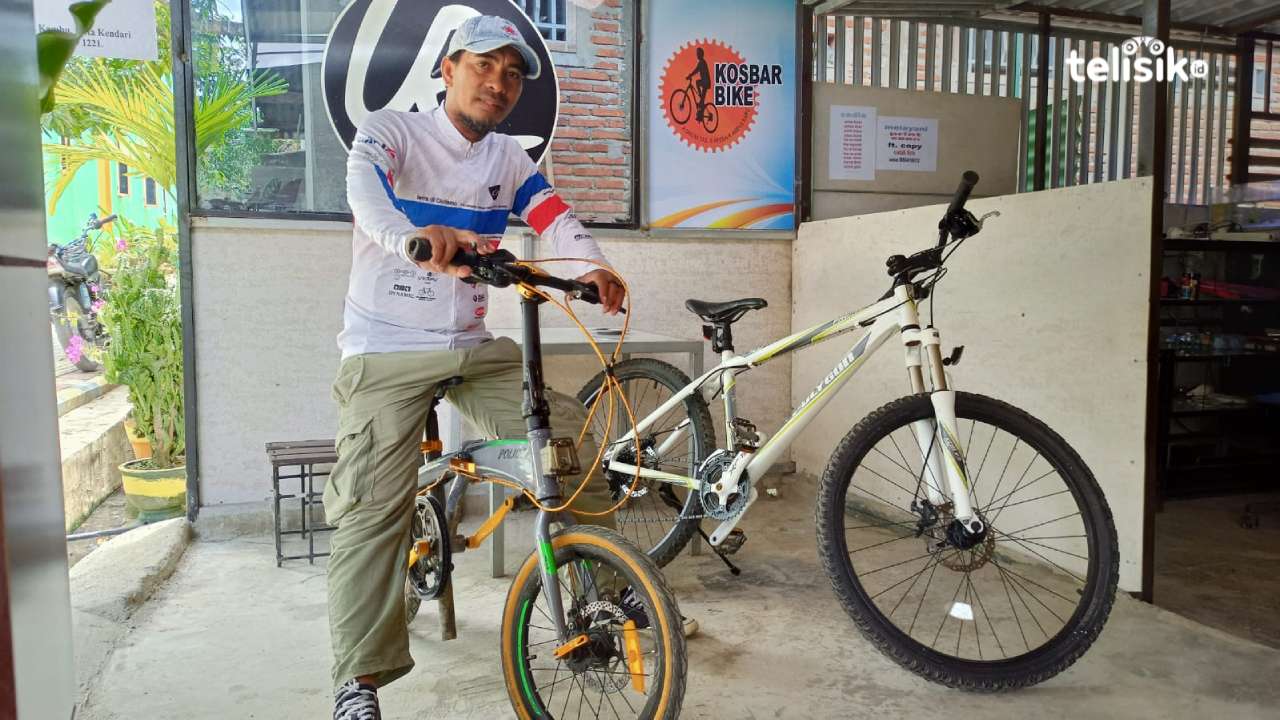 Bersepeda, selain melatih kebugaran tubuh juga bisa meminimalisir konflik antar pemuda dengan mempererat tali persaudaraan. Foto: Ahmad Jaelani/Telisik