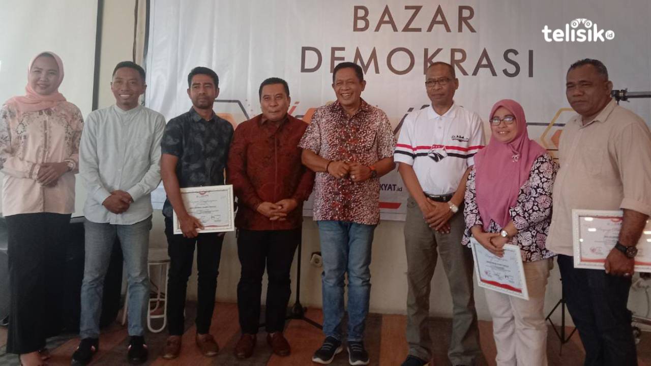 Banyaknya problem dari perjalanan pemilu, tiga lembaga Sultra Demo, JaDi dan The Construction melakukan dialog dalam memperkuat kualitas demokrasi dan politik gagasan pada Pemilu 2024. Foto: Rasmin Jaya/Telisik