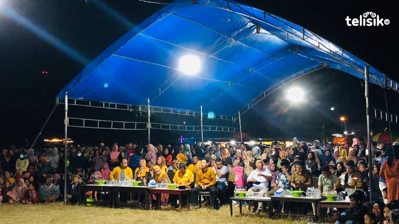 Suasana silaturahmi DPC Partai Hanura bersama masyarakat Konawe Kepulauan, Minggu (19/2/2023) malam. Foto: Lukman Nul Hakim/Telisik