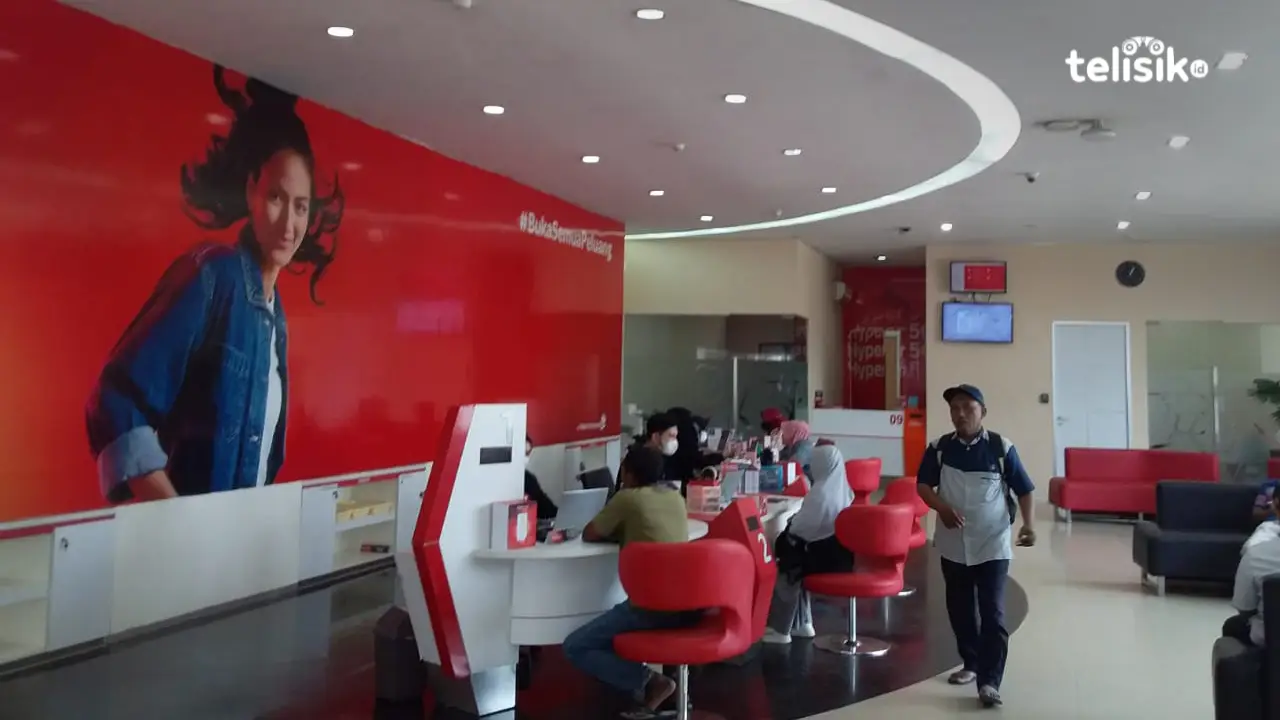 Telkomsel akan melakukan peningkatan layanan jaringan 3G ke 4G di 119 kota/kabupaten selama Februari 2023 yang meliputi wilayah Jawa Tengah, Jawa Timur, Kalimantan, Sulawesi, Maluku, hingga Papua. Foto: Muhammad Adhiatma Hidayat/Telisik