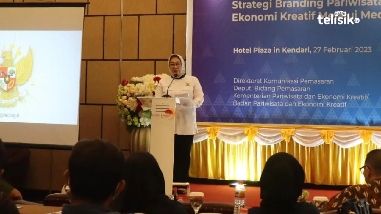 Anggota Komisi X DPR RI, Tina Nur Alam menilai pesona wisata yang ada di Sulawesi Tenggara tidak kalah menariknya dengan wisata daerah lain. Foto: Ibnu Sina Ali Hakim/Telisik