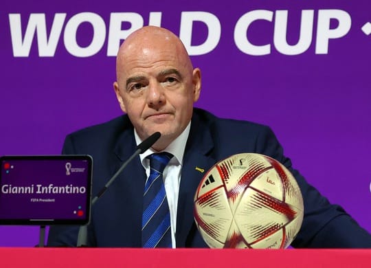 FIFA resmi mencoret Indonesia sebagai tuan rumah Piala Dunia U-20 2023. Hal itu disampaikan melalui akun resmi. Foto: Getty Image